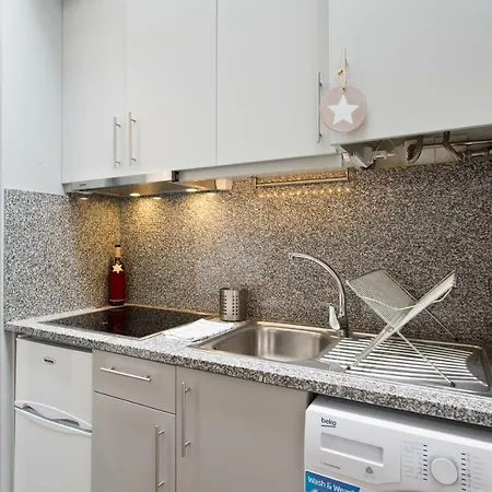 Host Wise - Cozy Quiet Flat - Trindade Station *
