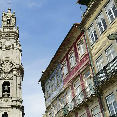 Apartment Host Wise - Cozy Quiet Flat - Trindade Station Porto