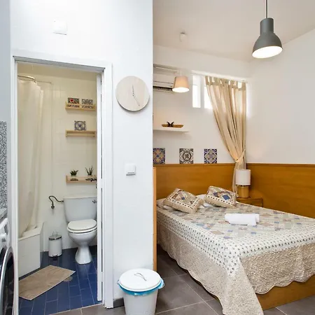 Host Wise - Cozy Quiet Flat - Trindade Station شقة بورتو