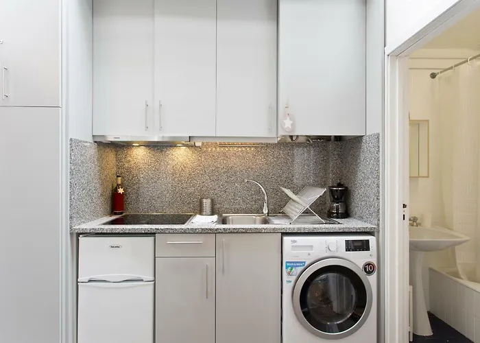 Host Wise - Cozy Quiet Flat - Trindade Station *