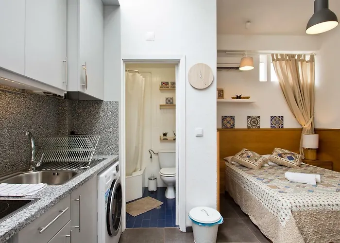 Appartamento Host Wise - Cozy Quiet Flat - Trindade Station *